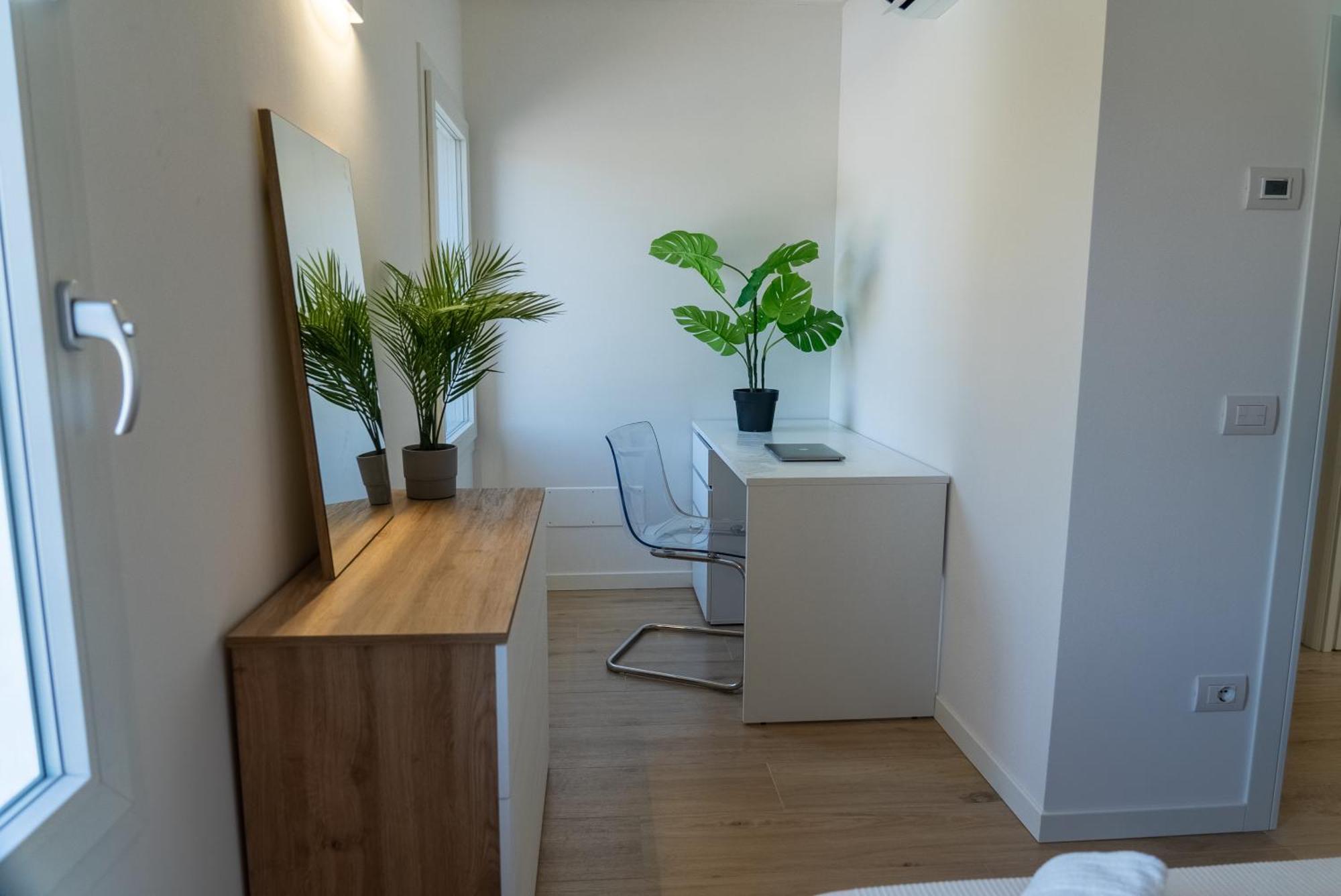 Elegante In Centro A Apartment